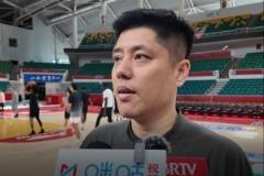 潘江：球員存在傷病隱患 今晚重點應(yīng)對北京隊內(nèi)線高度問題