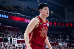 末節(jié)10分難救主！張寧11中6貢獻(xiàn)18分2板2助但終被罰下場(chǎng)