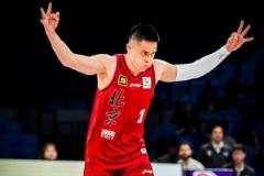 陳盈駿全場8分4板8助1斷正負值+8展現全面表現