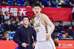 季孟年：廣廈末節(jié)防守依舊強(qiáng)勢(shì)，全程保持震撼表現(xiàn)