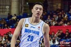 犯規(guī)頻發(fā)！北京35次犯規(guī)廣廈24次犯規(guī)