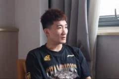 孫銘徽：總決賽期間沒(méi)想拿FMVP，每天晚上都在想第二天別疼了