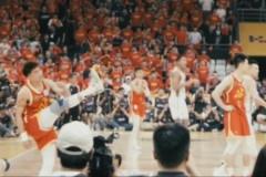 孫銘徽賽后踢飛籃球：兩罰不中倍感自責(zé)想發(fā)泄情緒