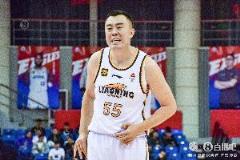 韓德君恢復(fù)訓(xùn)練將出戰(zhàn)全運(yùn)會(huì)預(yù)賽