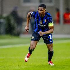 米媒：巴薩、曼城有意簽下國米后衛(wèi)鄧弗里斯，解約金2500萬歐元