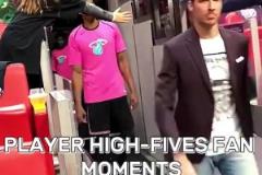 杰倫-格林帶老baby看女籃，還和布林克擁抱