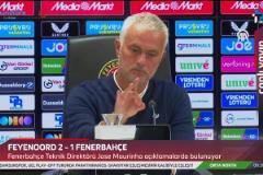 好身手！穆帥在發(fā)布會上打蒼蠅