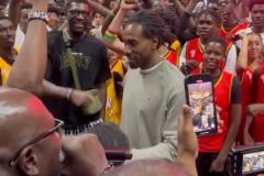 卡子真的好帥啊，黑人中的建模臉！