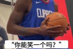 雷霆隊(duì)卡魯索和女友完成婚禮