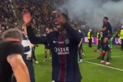 加冕五冠王巴黎點(diǎn)球大戰(zhàn)6:5熱刺，隊(duì)史首奪歐超杯冠軍