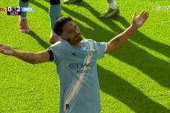 太香了啊鮑勃搶斷后送助攻，賴因德斯不停球左腳推射破門！