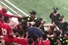 太帥了香港大球場球員通道近距離看羅哥