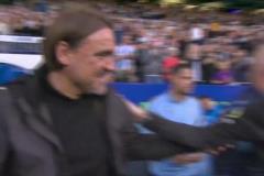 【集錦】英聯(lián)杯-博格破門(mén)雙方常規(guī)時(shí)間戰(zhàn)平 謝周三點(diǎn)球3-0利茲聯(lián)