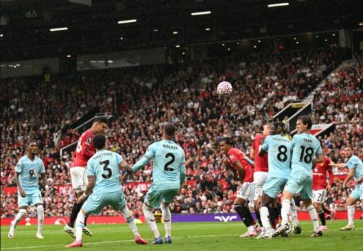 阿莫林豪言成真！B費讀秒點球絕殺，曼聯(lián)3-2險勝升班馬創(chuàng)英超奇跡