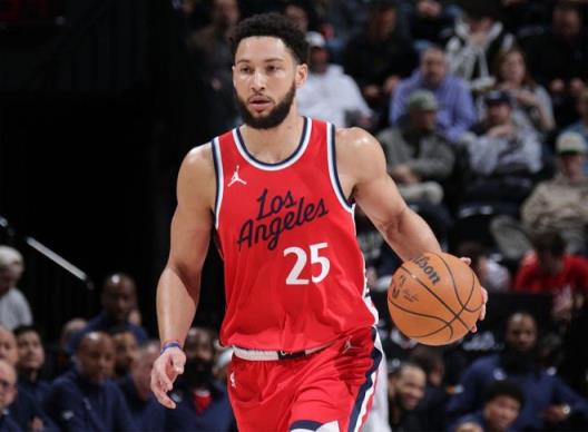 蒂格：西蒙斯生涯徹底完蛋了，他跑起來像是2K里面的人