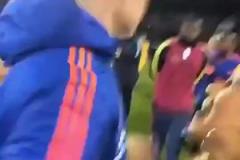 J羅手往哪里放？哥倫比亞女球迷見到J羅反應(yīng)