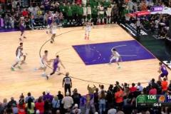 中投永不過時(shí)！布克撤步跳投準(zhǔn)絕殺雄鹿，僅留1.7秒！