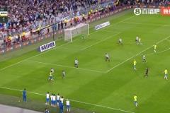 大殺器??維尼修斯邊路1V3，連突帶過殺入禁區(qū)??