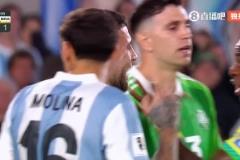 “繼續(xù)叫啊”！慢鏡頭看奧塔門迪嘲諷喋喋不休的維尼修斯！