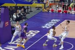 狀態(tài)也太好了！趙繼偉滯空無情大帽+冷血三分 興奮揮拳慶祝