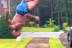 網(wǎng)友：C羅這一腳，把德赫亞身價(jià)打掉了一半！