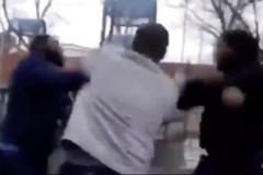 美媒調(diào)侃：這或許就是詹姆斯下一次碰到A-史密斯的場(chǎng)面