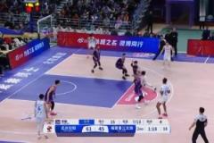 這是白送福建兩分？庫克這上籃也沒進呀，怎么就給加上兩分了？