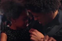 “選秀之夜的超級奶爸” ！