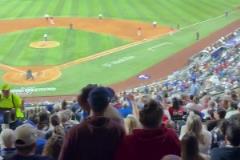 甚至火到別的圈子MLB比賽場內(nèi)響徹“炒掉獨(dú)行俠GM”呼聲