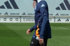 這就是會踢球的人的笑聲？