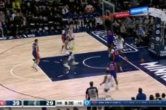 7人遭驅(qū)逐！活塞&森林狼爆發(fā)大規(guī)模沖突，扭打成一團(tuán)！