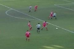 不可思議！南非世界杯上卡卡的兜射遭斯特克倫堡神撲