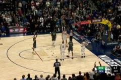 他還在努力！最后僅剩0.1秒，約基奇仍試圖將球拍到前場！