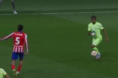 天賦屬實恐怖！亞馬爾大師級絕妙直塞！費蘭-托雷斯插上破門！