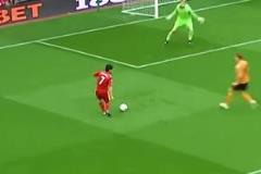 利物浦：看巔峰的蘇亞雷斯，進(jìn)球就像跳舞一樣簡(jiǎn)單！