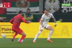 拜仁扳平比分！薩內(nèi)邊路突傳中，穆西亞拉強(qiáng)行轉(zhuǎn)身抽射破門！