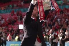 滕哈赫時(shí)代！這一年沒人能相信，曼聯(lián)能擊敗曼城奪得足總杯冠軍！