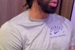 過(guò)幾天對(duì)陣湖人！有什么感覺(jué)？濃眉：我沒(méi)什么特殊感覺(jué)