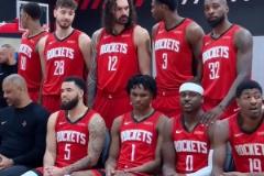 時隔5年重返季后賽請記住這支全新火箭全家福里的每張面孔