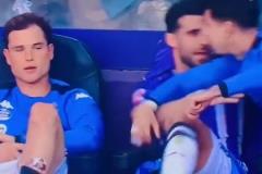 內(nèi)訌！0-4慘敗巴拉多利德球員替補(bǔ)席揮拳想要打隊(duì)友