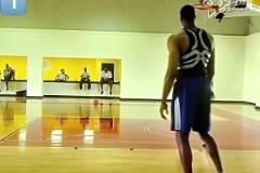 號(hào)稱能單換詹姆斯的男人！同樣找大夢(mèng)學(xué)習(xí)，霍華德和老詹差這么多