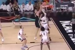 遺憾！去年NCAA決賽，扎克-埃迪面對(duì)克林根空砍37分10板