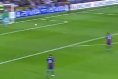 完美形態(tài)，暴力美學(xué)！巔峰時期的C羅，過半場就進入了射程！