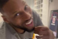 驚出國粹！威姆斯看到哈維逆天絕殺后搖頭感嘆：我C