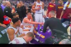 美媒調(diào)侃：解雇馬龍之后，約基奇接任掘金主教練