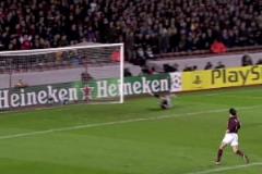 德國大炮！巴拉克面對利物浦的左腳超級遠(yuǎn)射