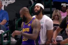 人人都在心疼東77的眼淚，唯我心碎我的眉眉，被夾成肉夾饃了