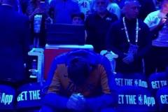 這東胖子真難猜??！前面還在拿毛巾擦眼淚，隨后上去就拿45分