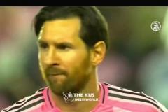 梅西現(xiàn)在是真愛這個發(fā)型??！依舊是飄逸的長發(fā)