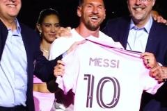 美媒：邁阿密和巴薩商討友誼賽，作為梅西正式告別巴薩的比賽